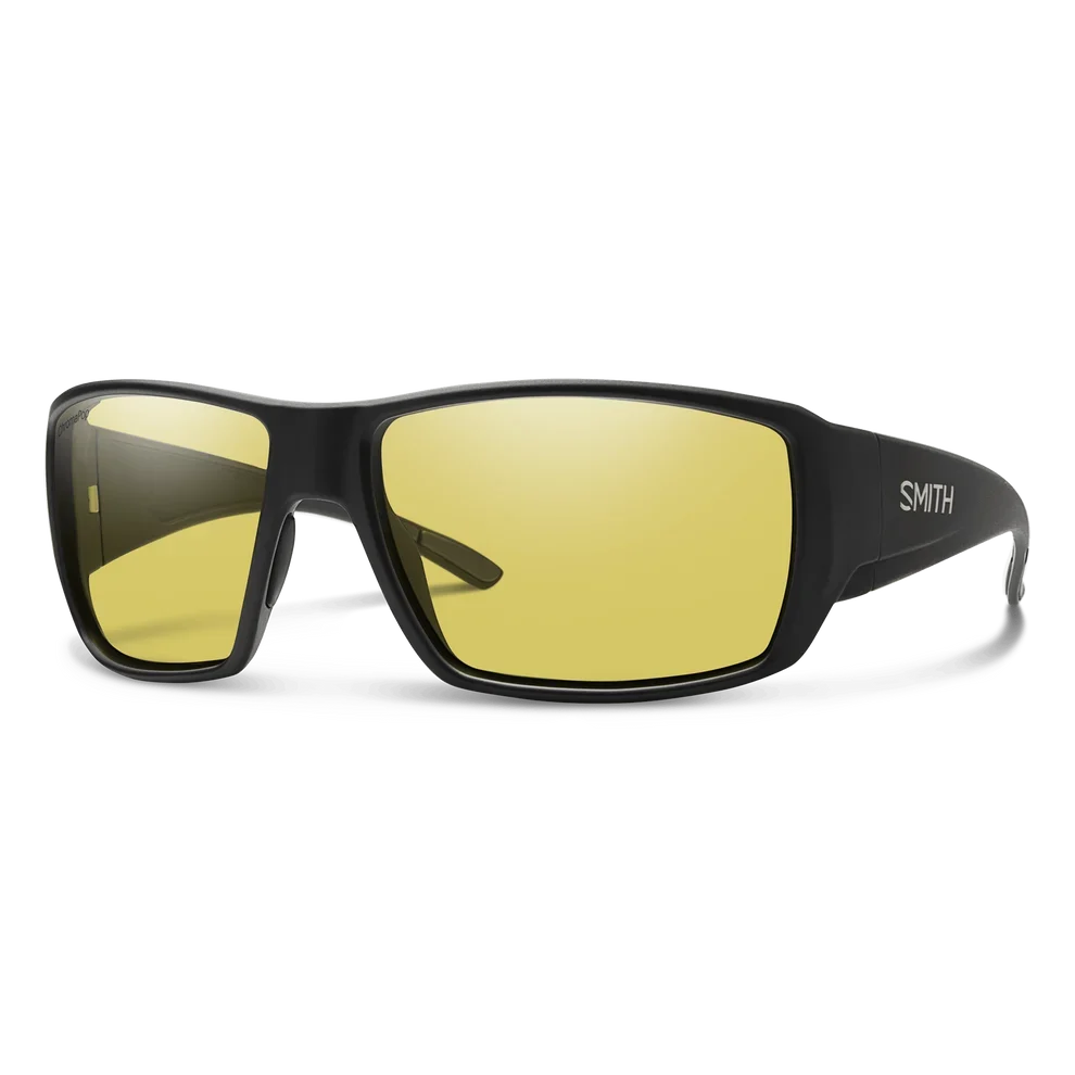 Smith Guide's Choice Sunglasses - Matte Black Frame with Chromapop Glass Polarized Low Light Yellow